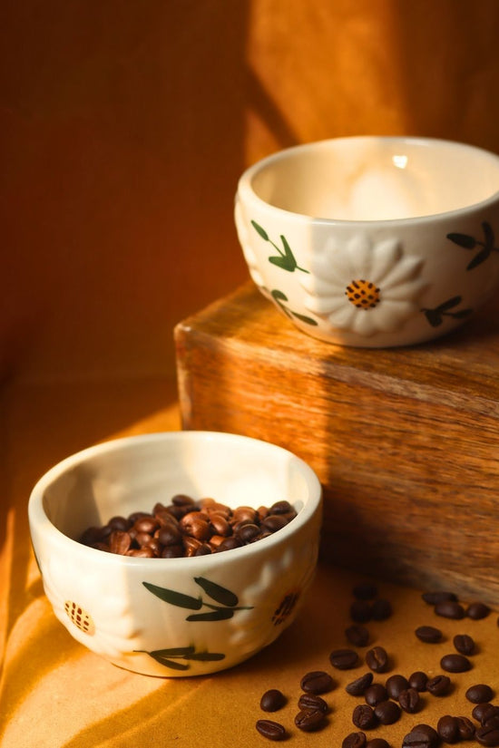 Daisy Bloom Bowl made by ceramic