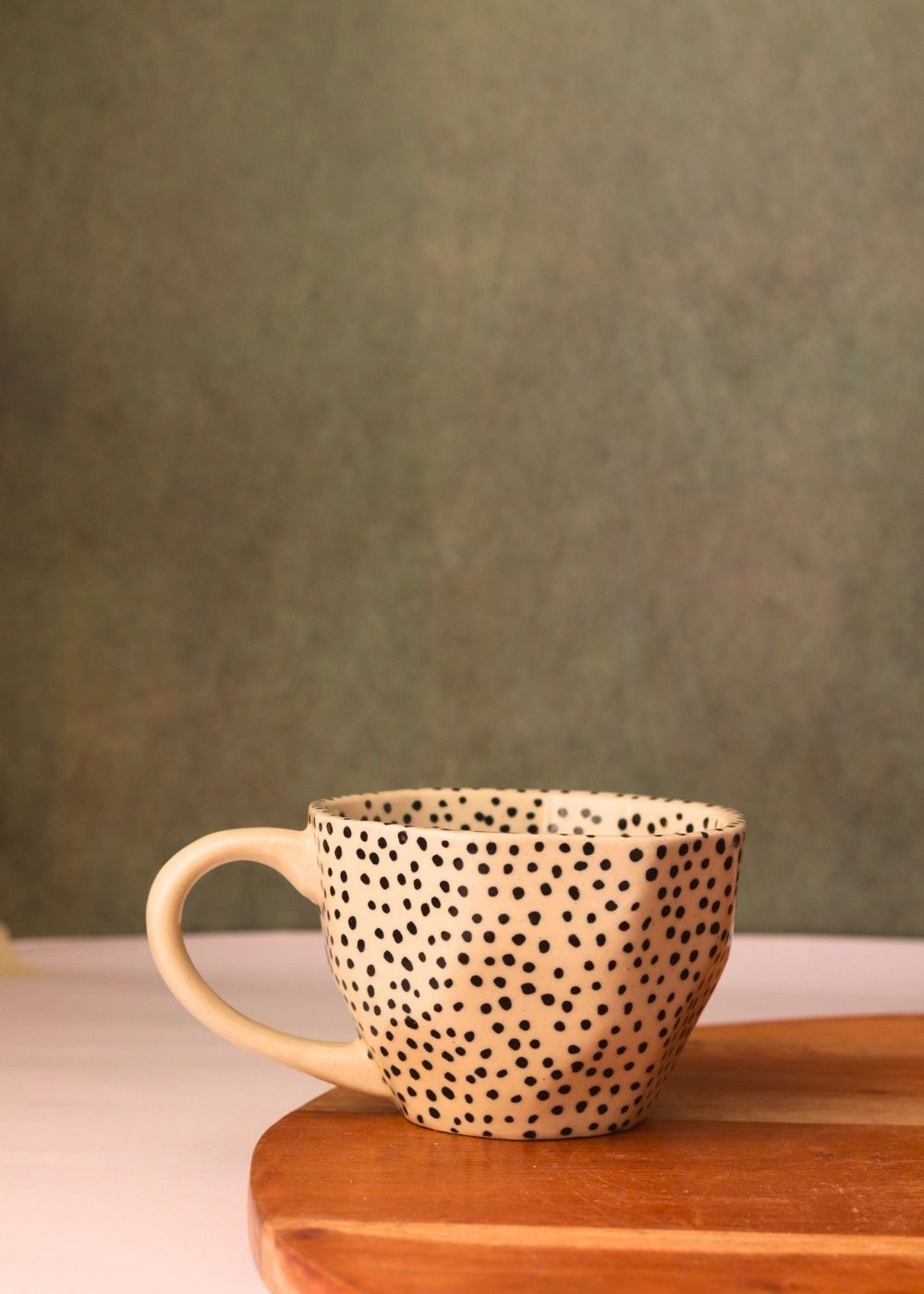 black polka mug with premium quality material