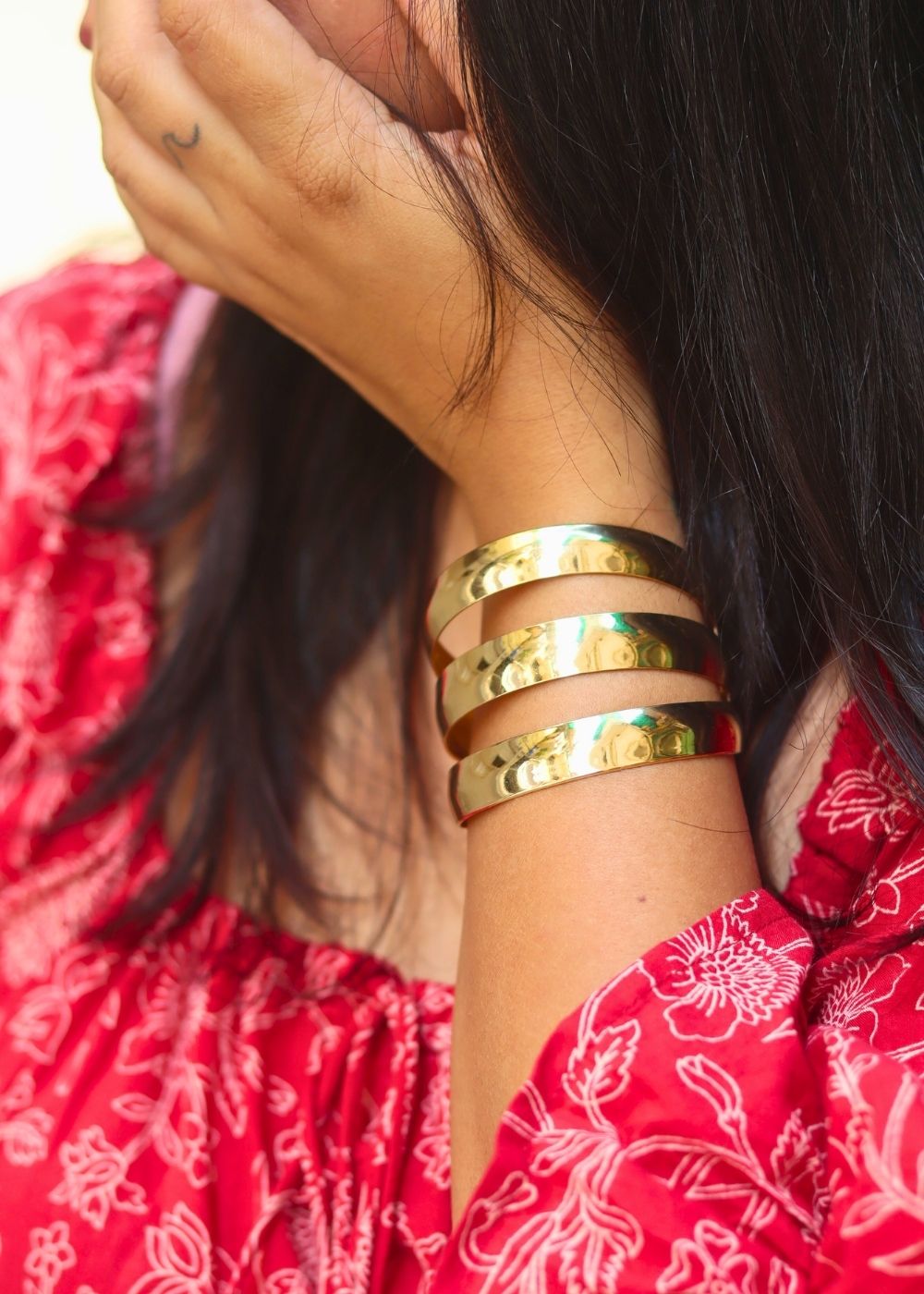 hypoallergic Chic Gold Adjustable Bracelet 