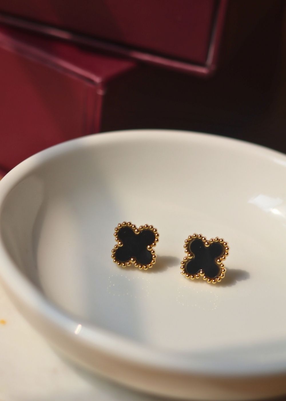 waterproof Set of 2 - Stary Bow & Clover Earrings combo 