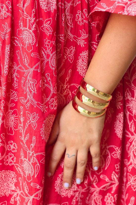 Chic Gold Adjustable Bracelet handmade in india