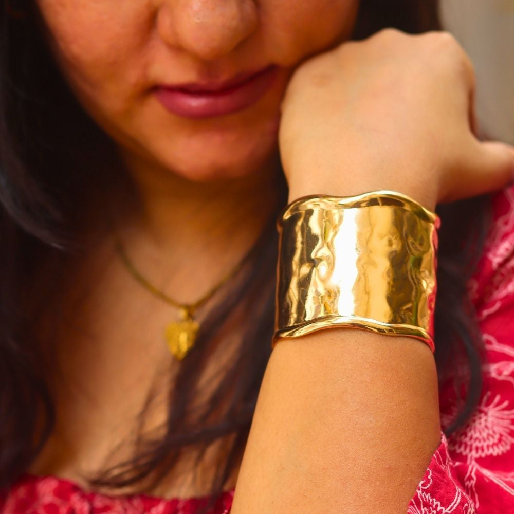 Waterproof Gold Studded Bracelet
