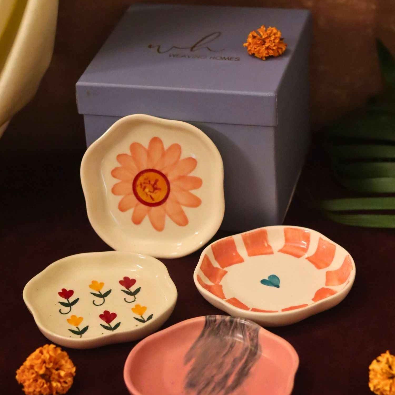 Set of 4 - Flower, Striped heart, Red Ombre & Pastel tulip handmade dessert plate combo in a Gift box