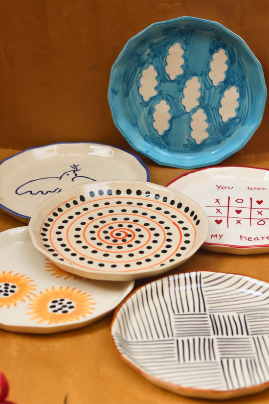 Set of 6 Elegant Bites Plate (for the price of 5) with premium quality material