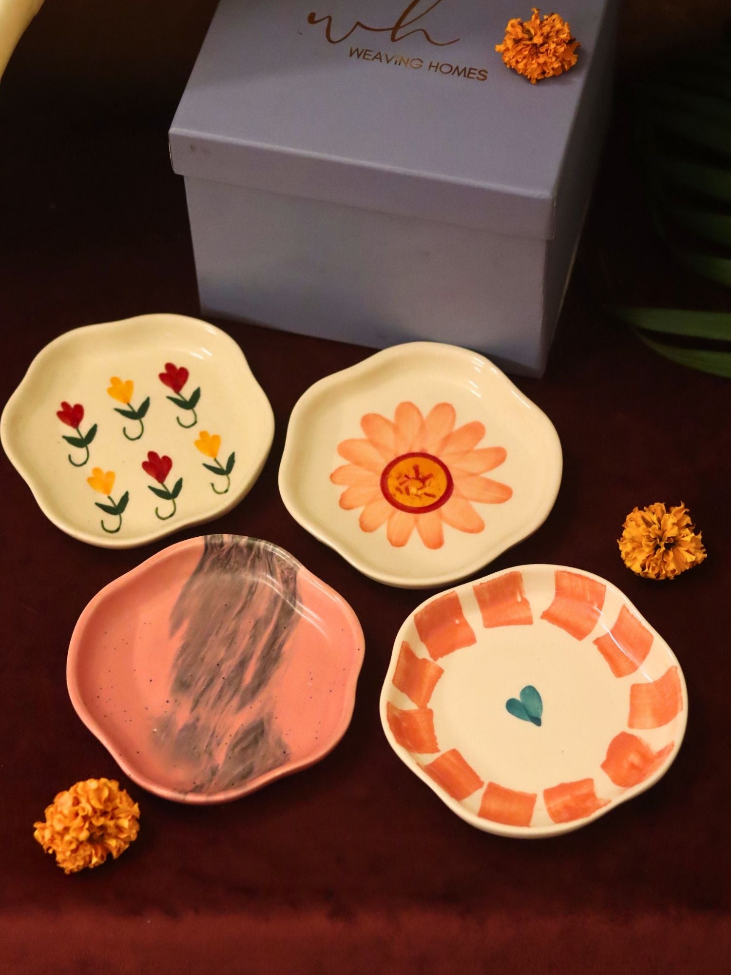 Set of 4 - Flower, Striped heart, Surajmukhi & Pastel tulip handmade dessert plate combo in a Gift box with premium quality material