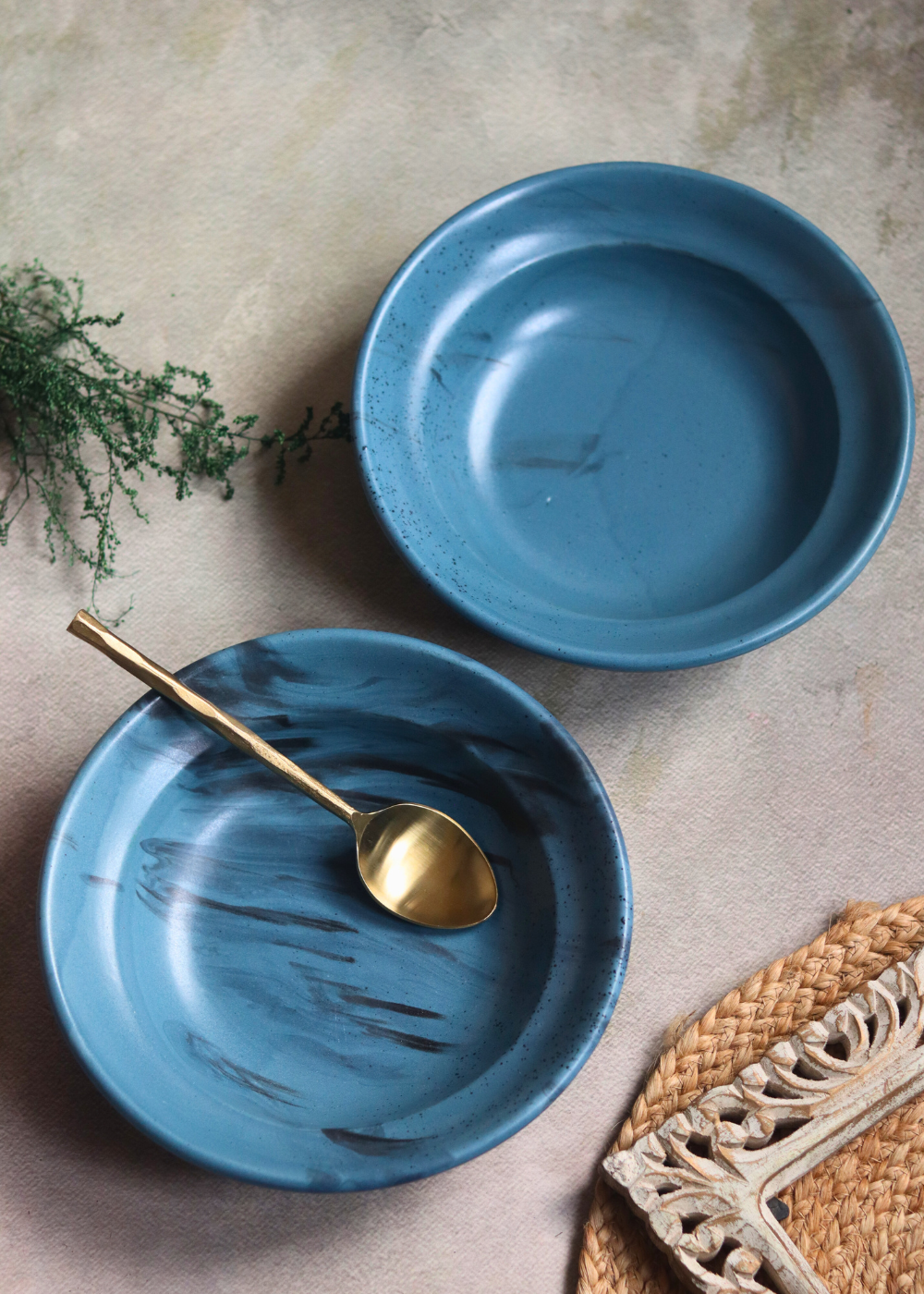 Serveware blue and black pasta plates 