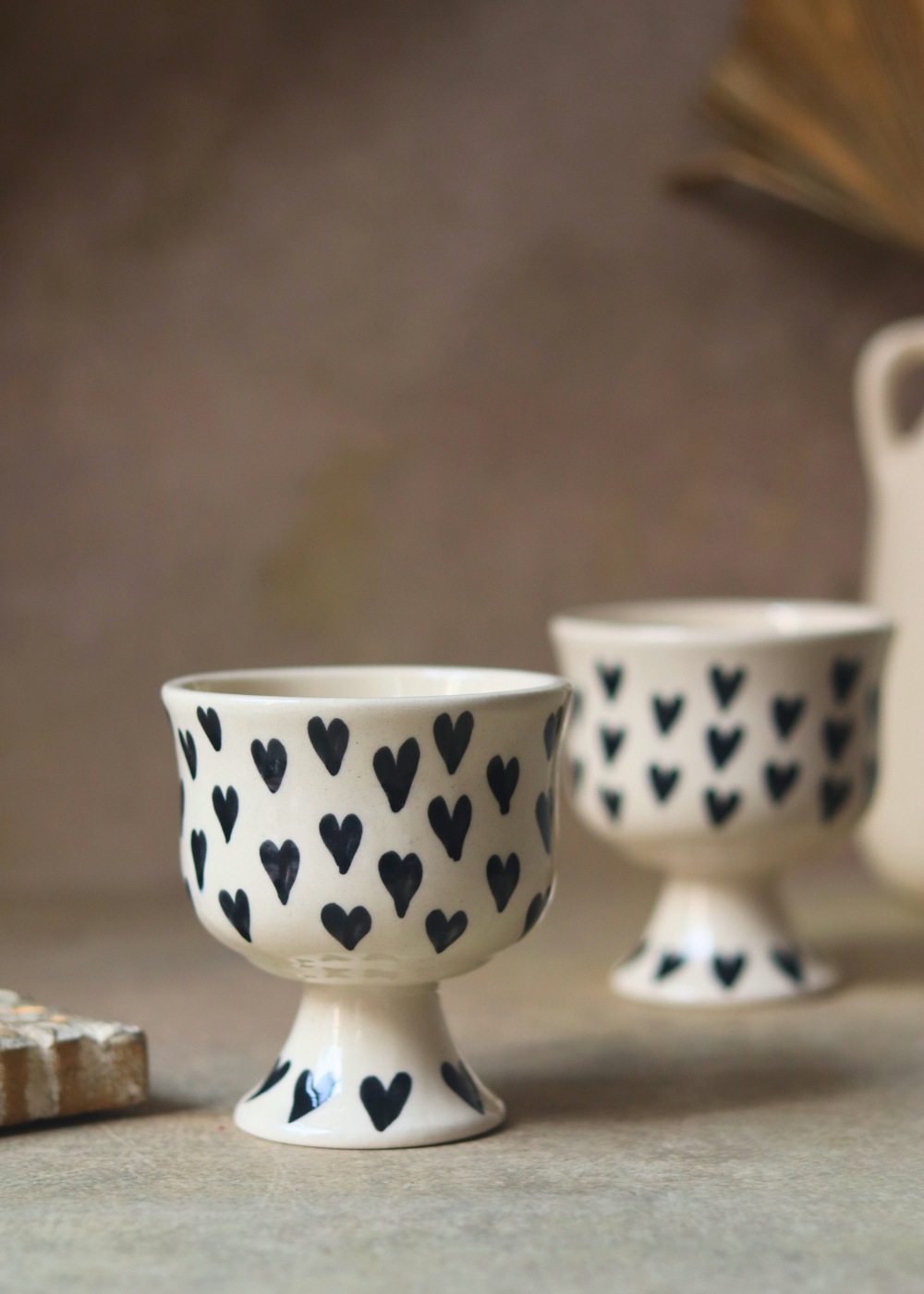 black heart ice cream goblet made by ceramic 