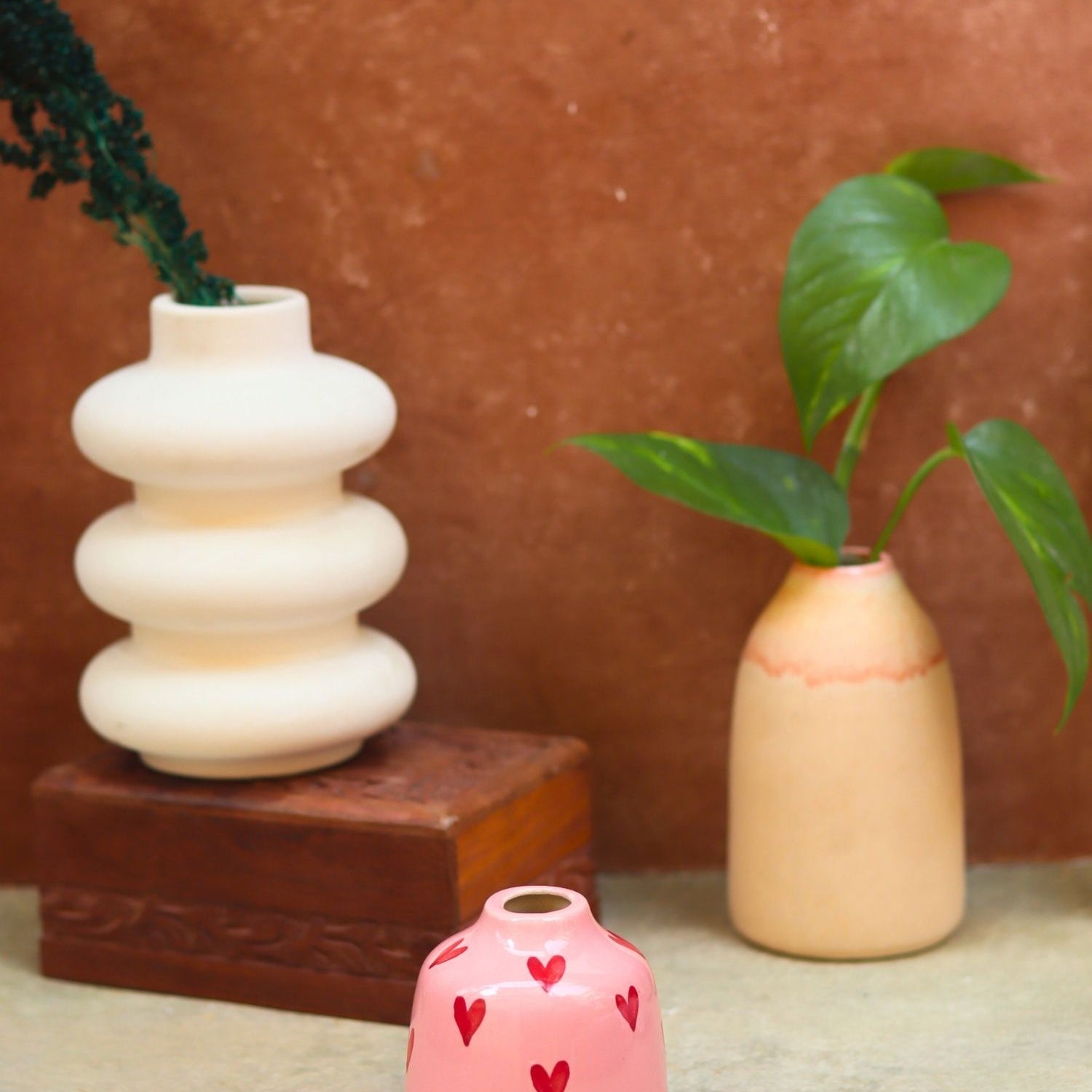 Set of 3 - Beige heart vases combo made by ceramic