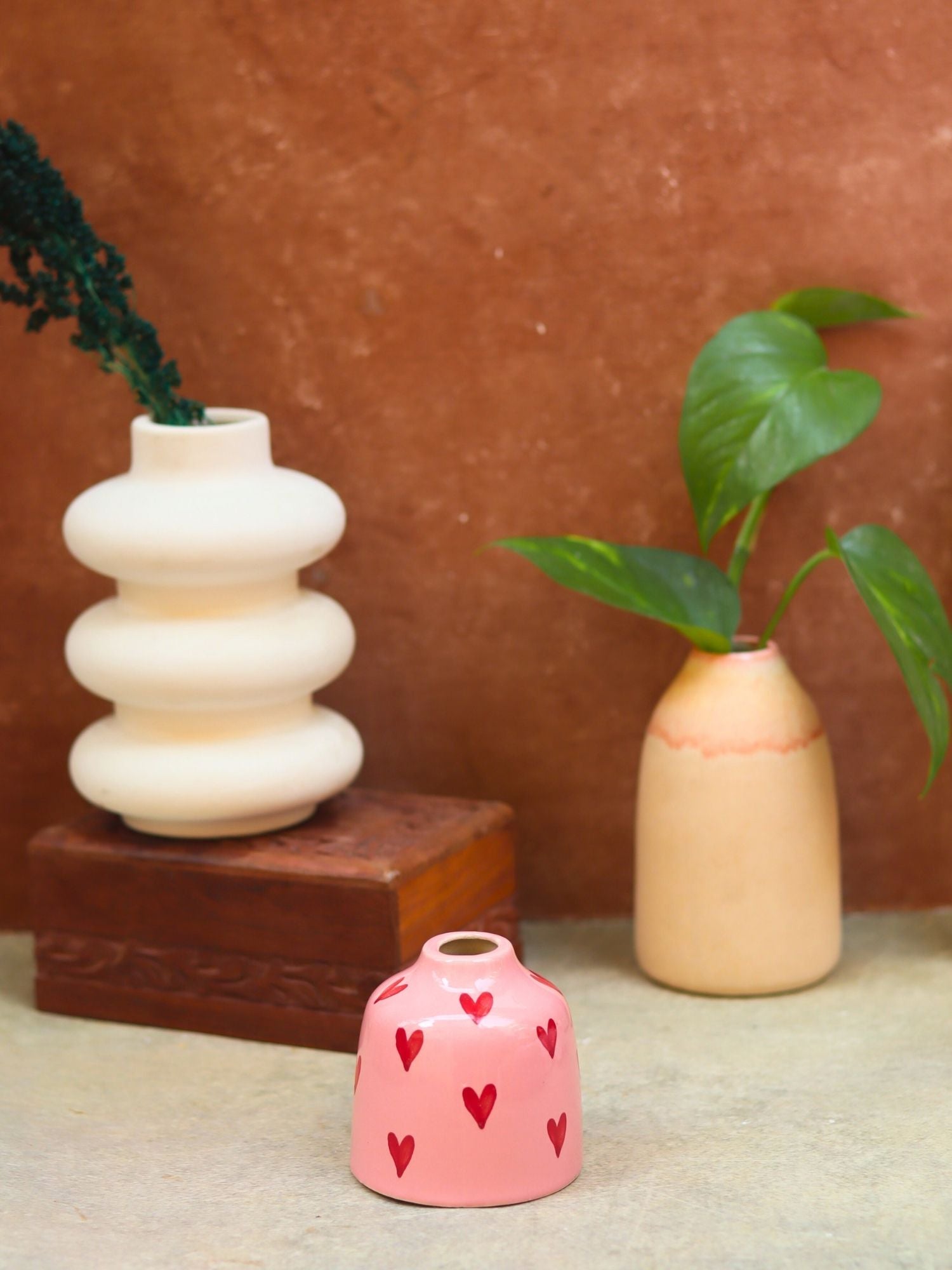 Set of 3 - Beige heart vases combo made by ceramic