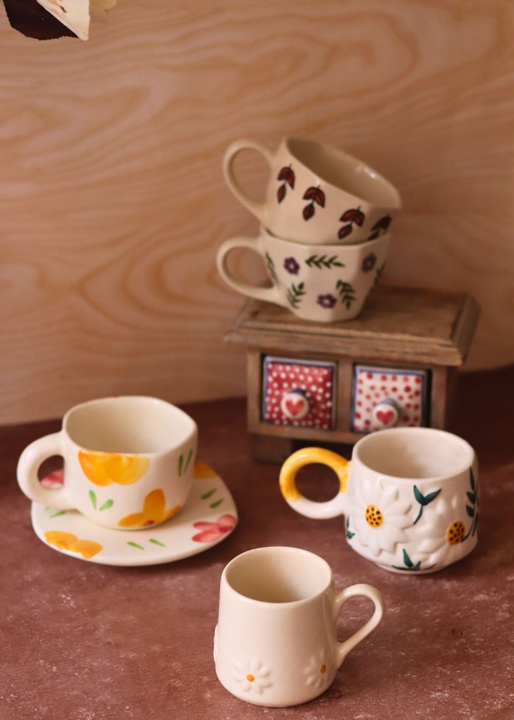 Handmade Set of 6 Elegant Mugs Combo (for the price of 5)