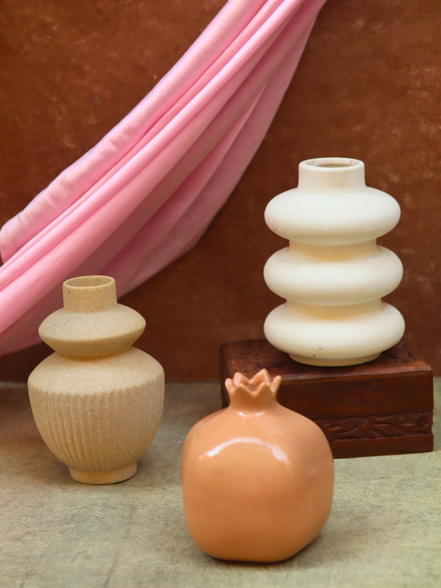 Set of 3 - Classic Ivory Vases combo with premium quality material