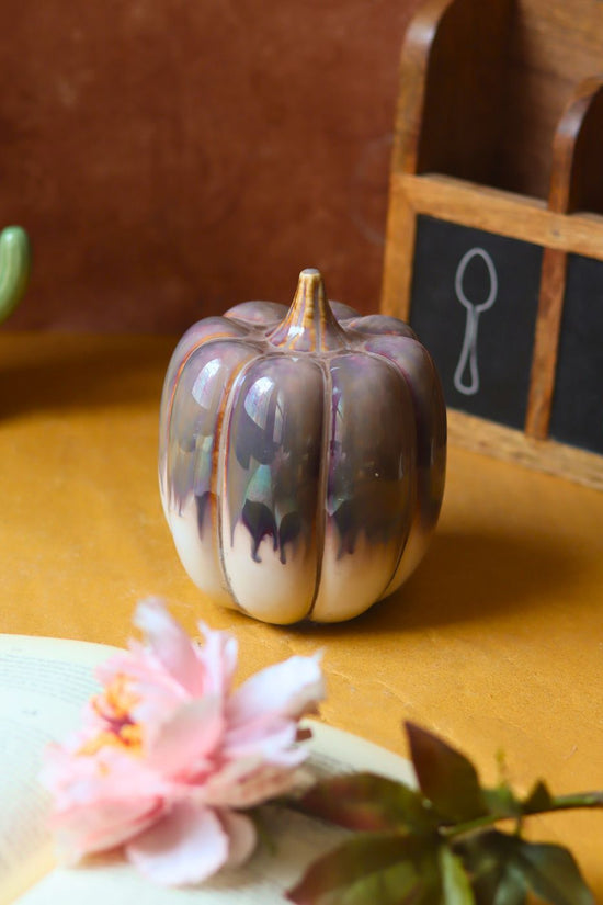 Shaded brown pumpkin - tall