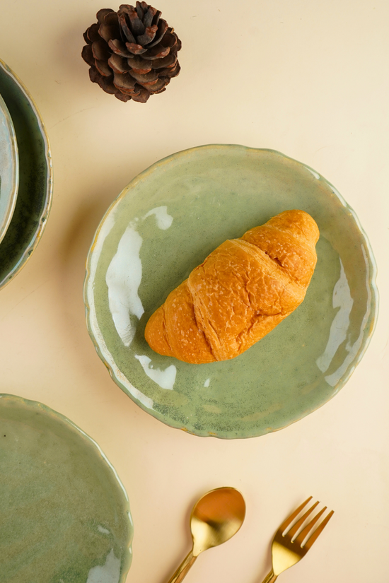 Serving Quarter Plate