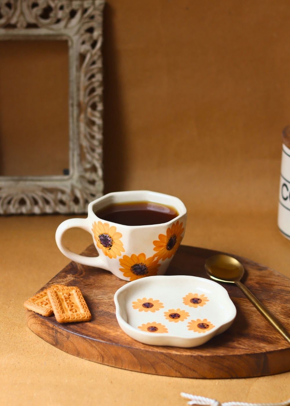 Handmade Surajmukhi mug & Handmade Dessert Plate