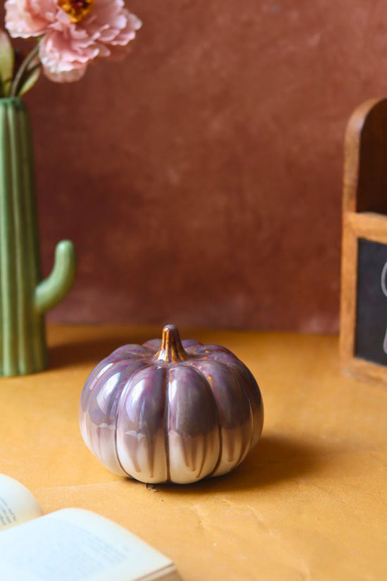 Shaded brown pumpkin - round made by ceramic