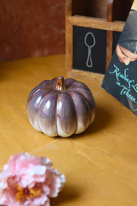 Shaded brown pumpkin - round handmade in India
