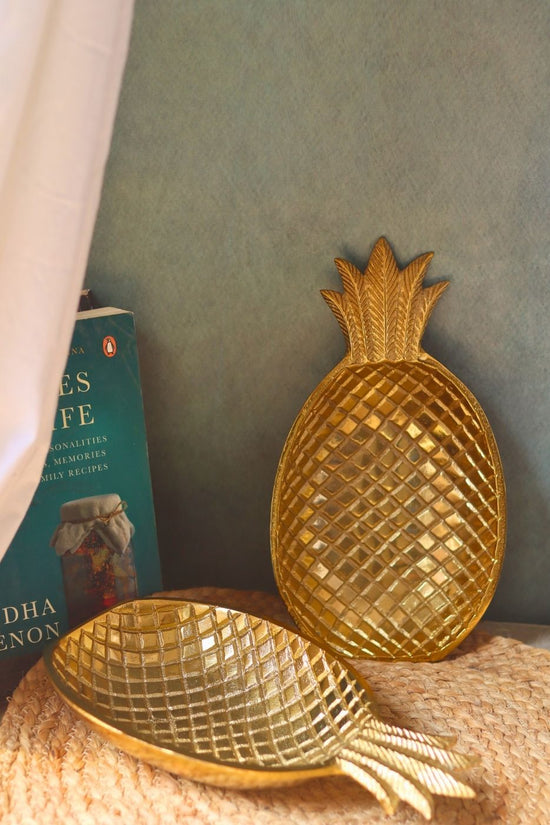 Pineapple Pristine Platter - Gold