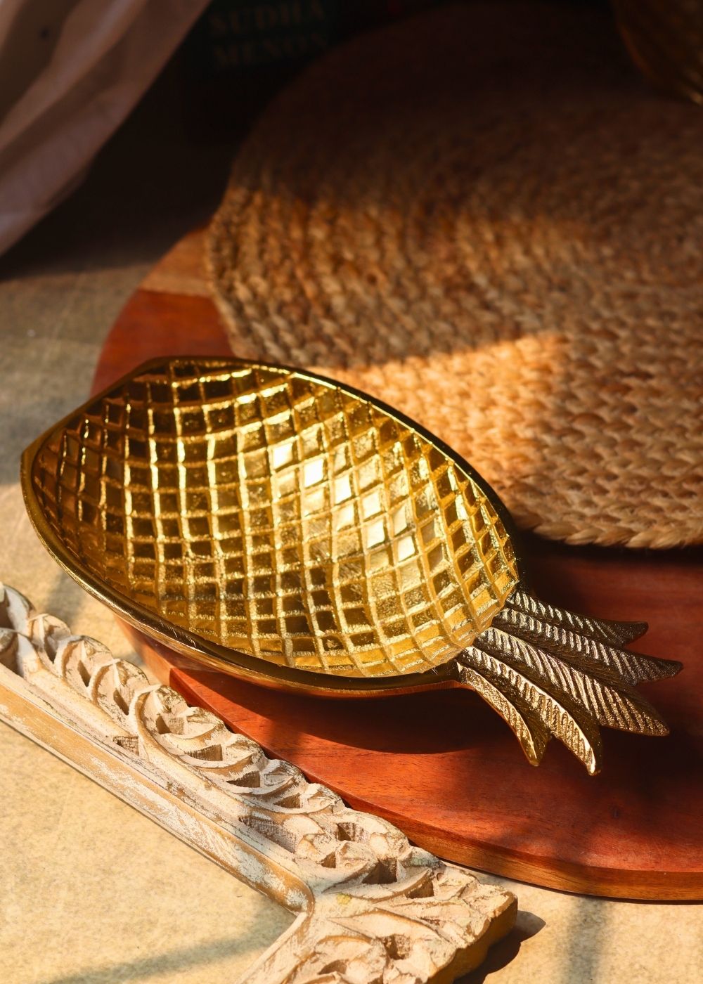 Pineapple Pristine Platter - Gold