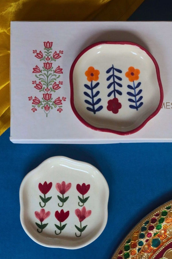 Floral Handmade Dessert Plate in a Gift Box made by ceramic