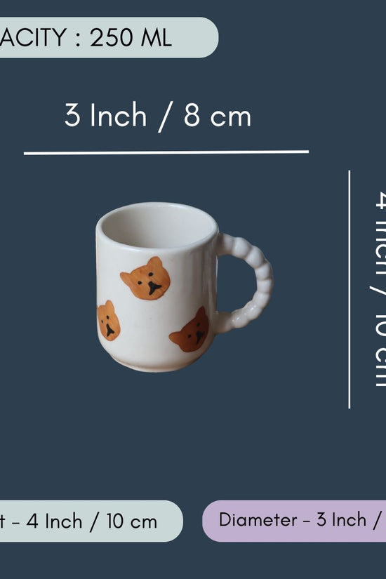 Teddy bear mug in a gift box
