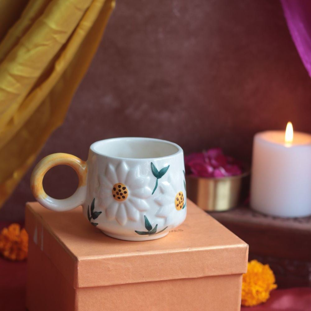 Daisy Mug Diwali Gift Box made by ceramic