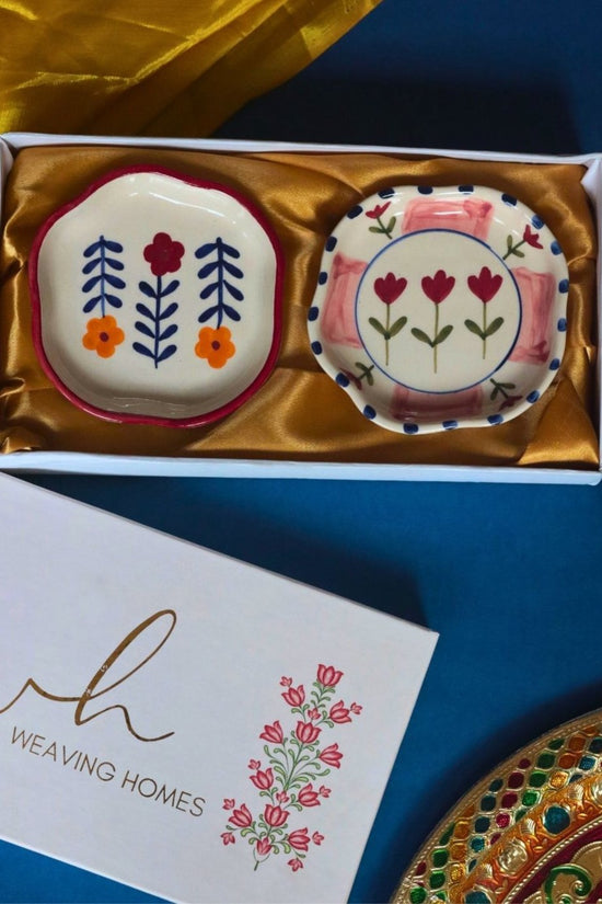Tulip Floral Handmade Dessert Plate in a Gift Box with premium quality material