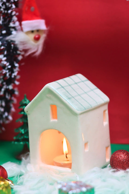 Green House Tea Light Holder with premium quality material