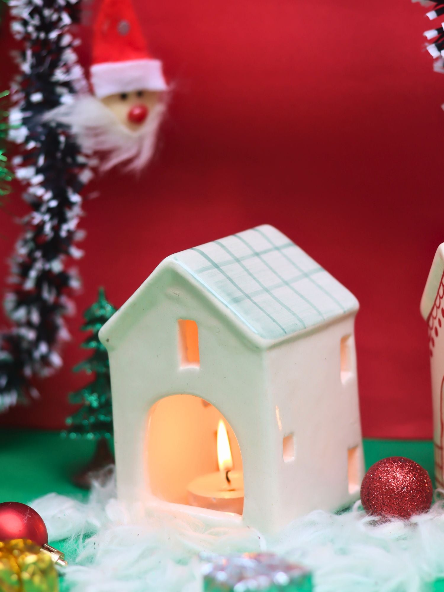 Green House Tea Light Holder with premium quality material