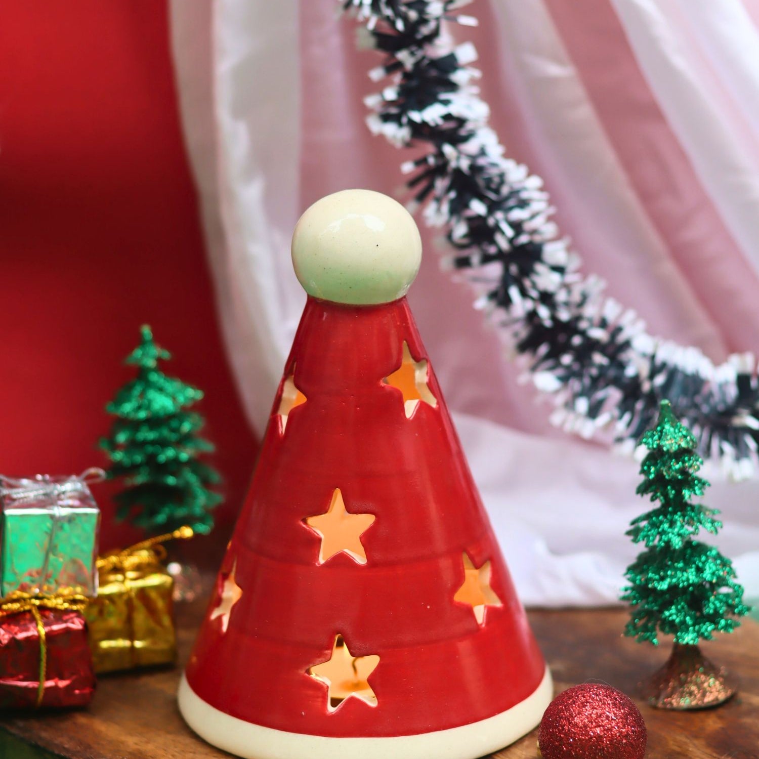 handmade Santa’s Cap Tea Light Diffuser for this Christmas festive season