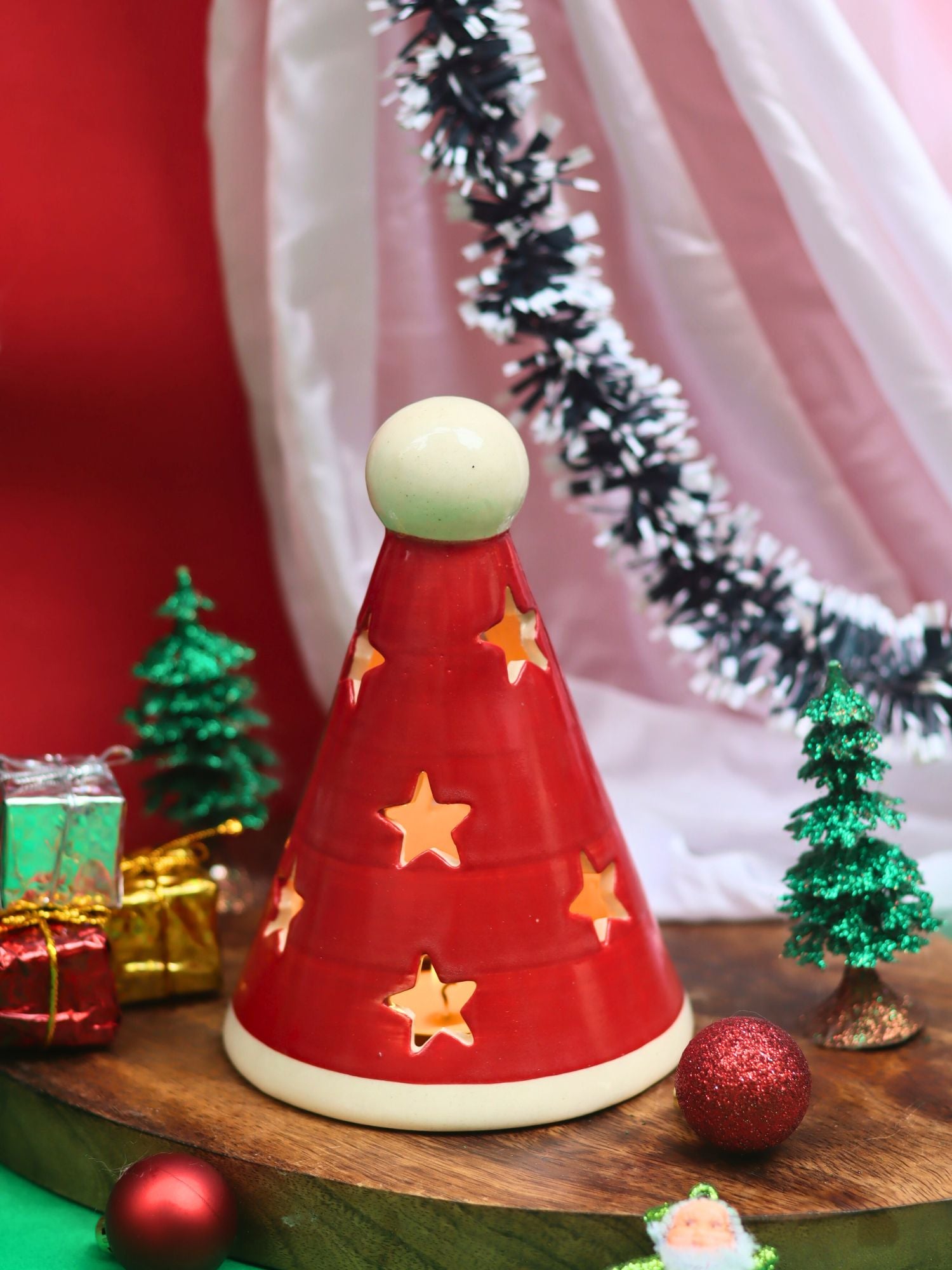 handmade Santa’s Cap Tea Light Diffuser for this Christmas festive season
