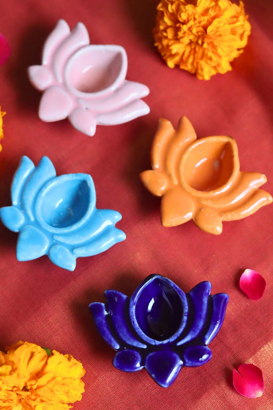 Handmade Set of 4 - Lotus diya combo