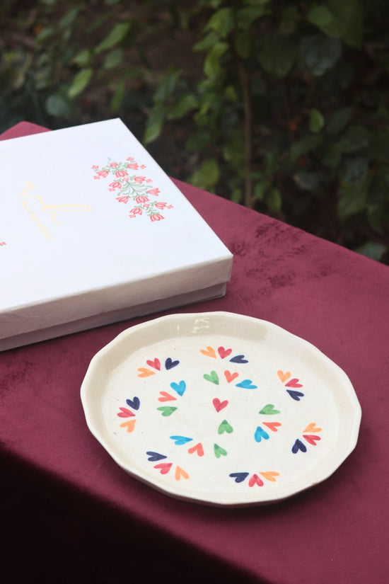 LoveisLove Plate in a Gift Box made by ceramic