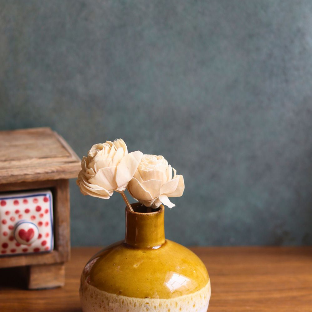 mustard glow vase with premium quality