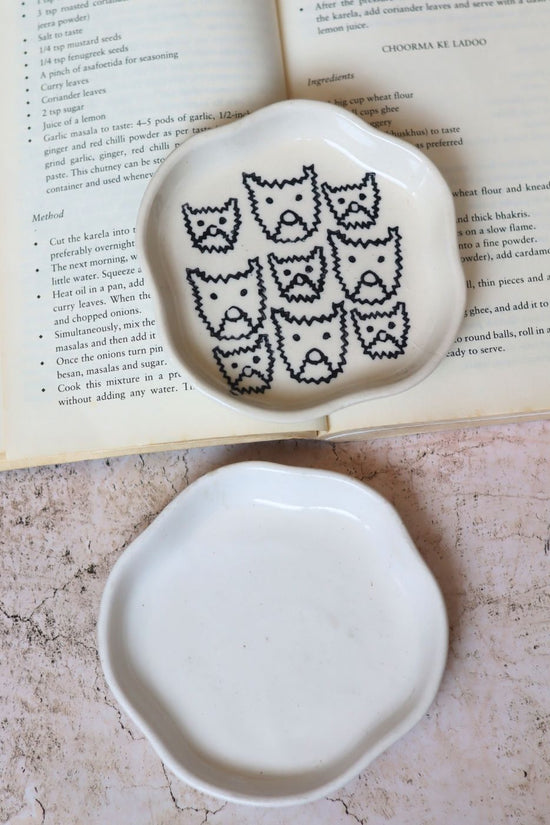 Cats & White Handmade Dessert Plate made by ceramic