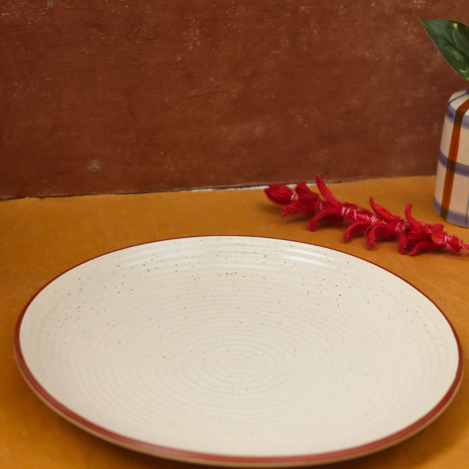 Handmade Spiral Dinner Plate - White