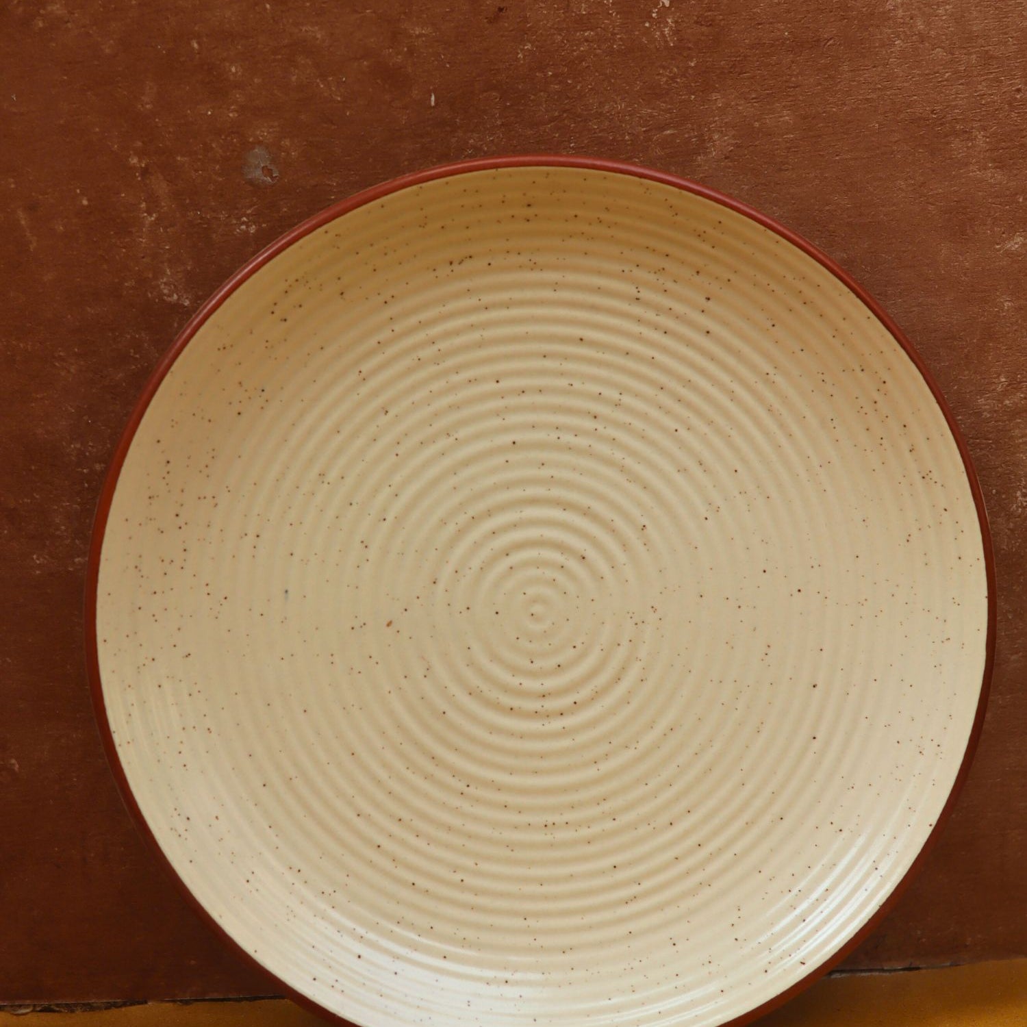Spiral Dinner Plate - White made by ceramic