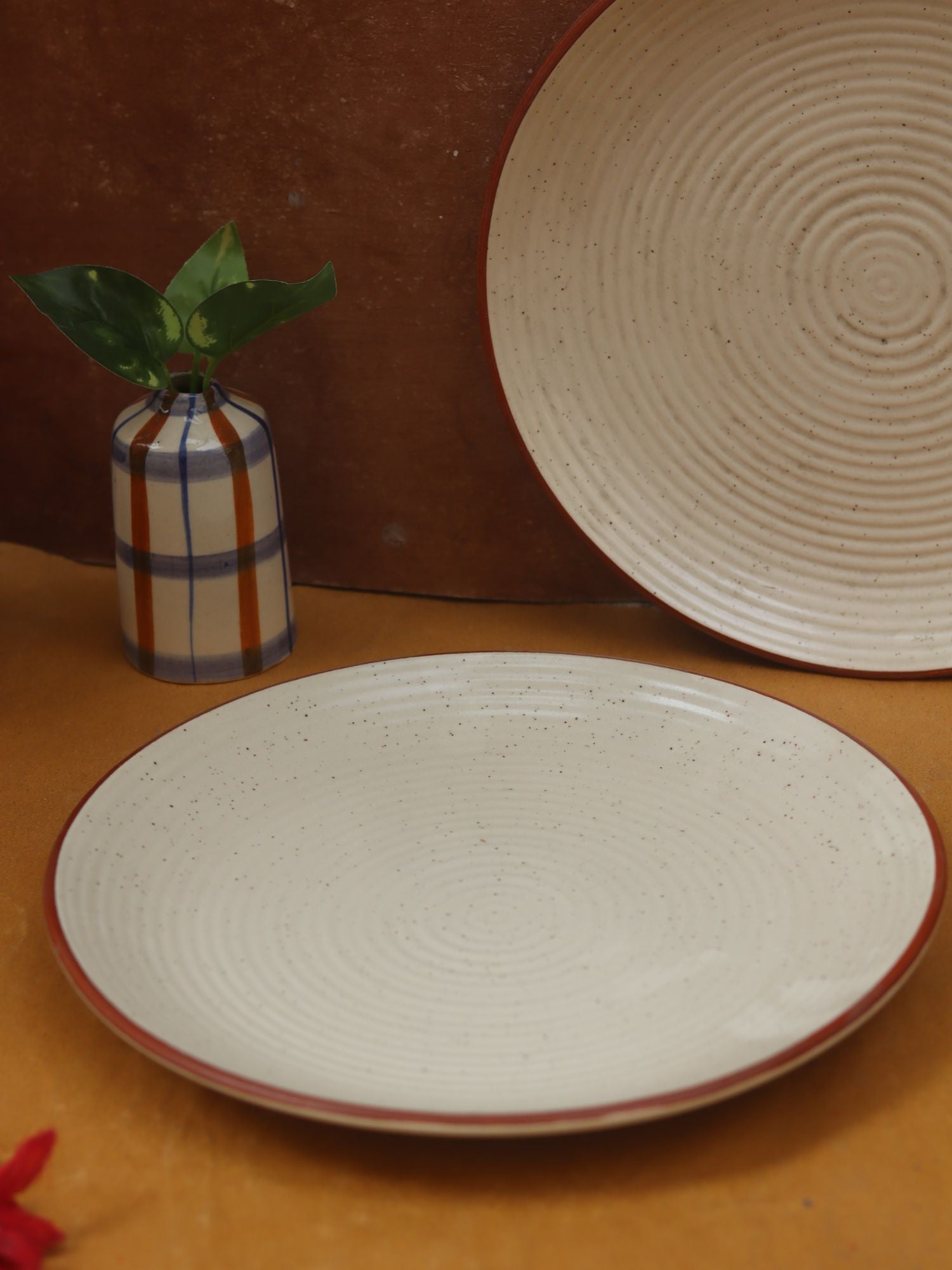 Spiral Dinner Plate - White with premium quality material