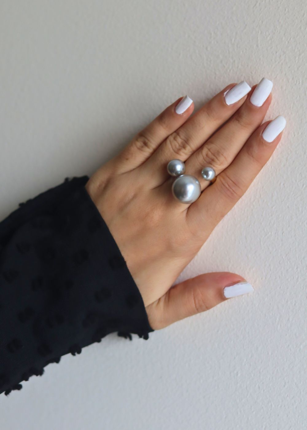 Anti tarnish Pearly Elegance Ring- Grey