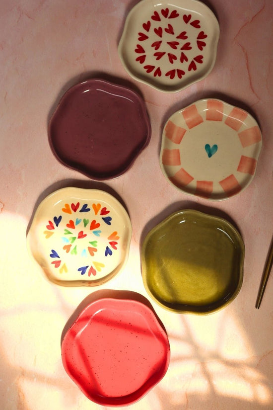 Set of 6 Best Selling Dessert Plates (For the Price of 5) made by ceramic