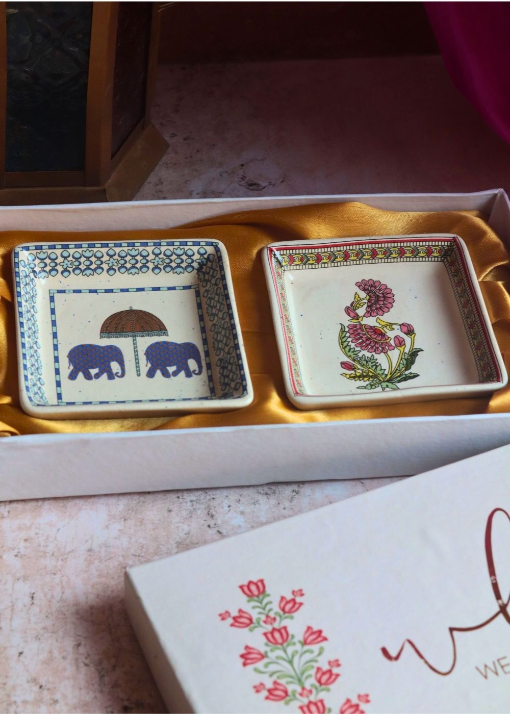 Gaj & Motif Platter in a Gift Box with premium quality material