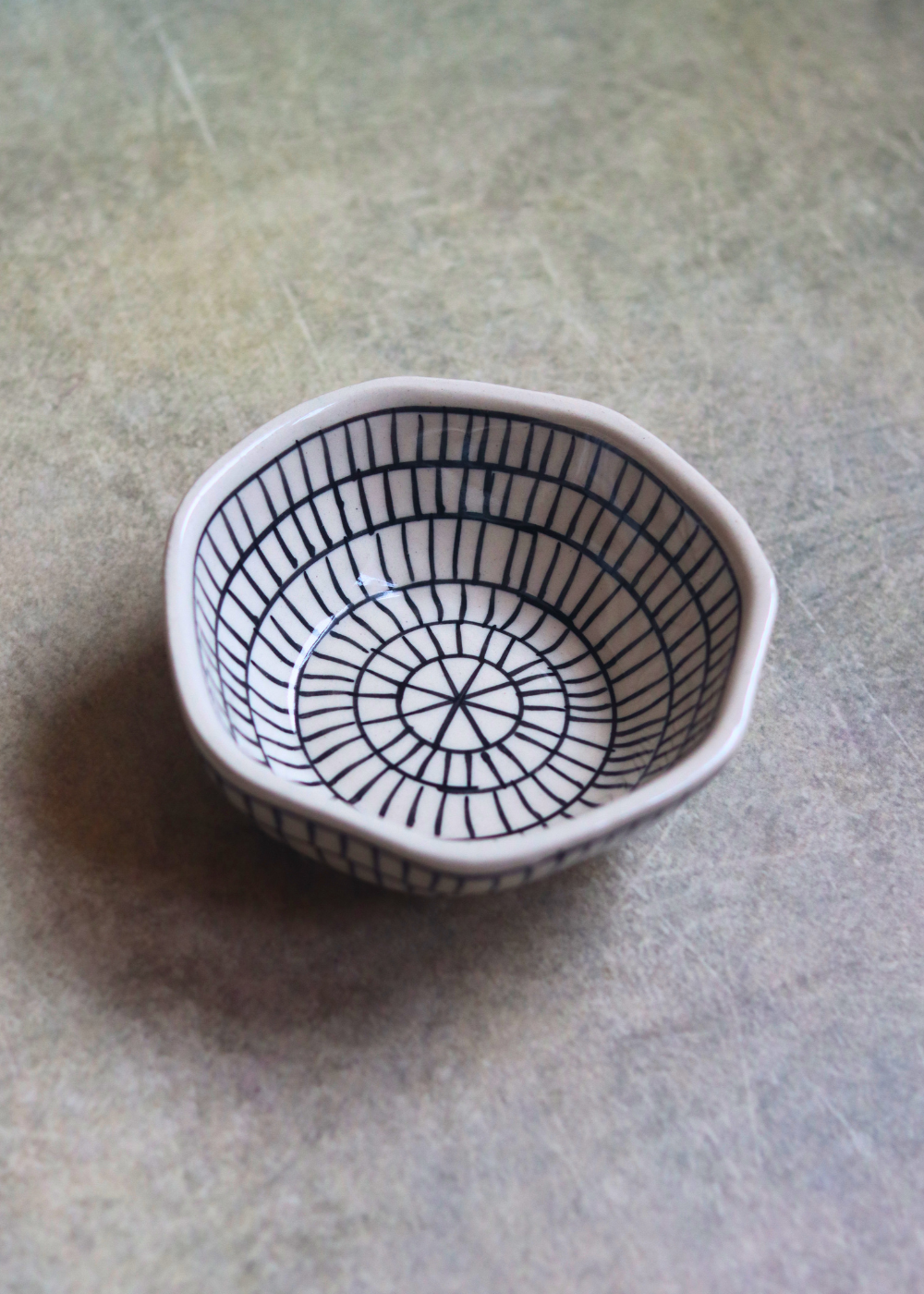 Handmade ceramic zebra bowl