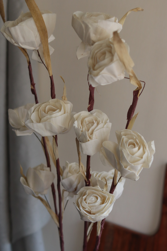 White rose dried bouquet