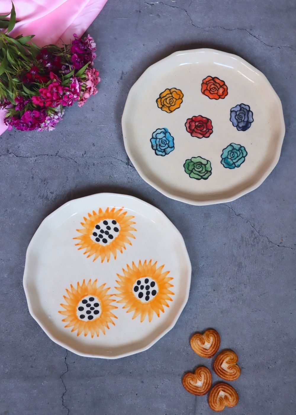 Sunflower & Roses Snack Plates with premium quality material