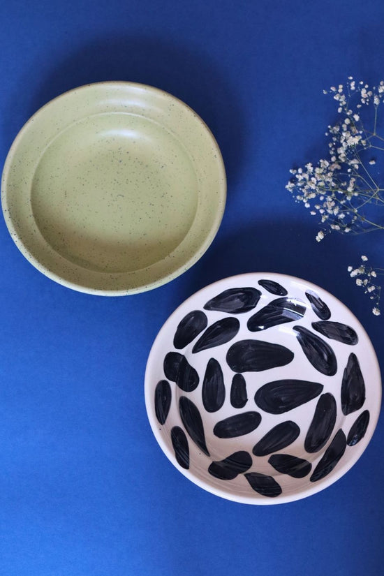 Army Green & Pebble Pasta Plate with premium quality material