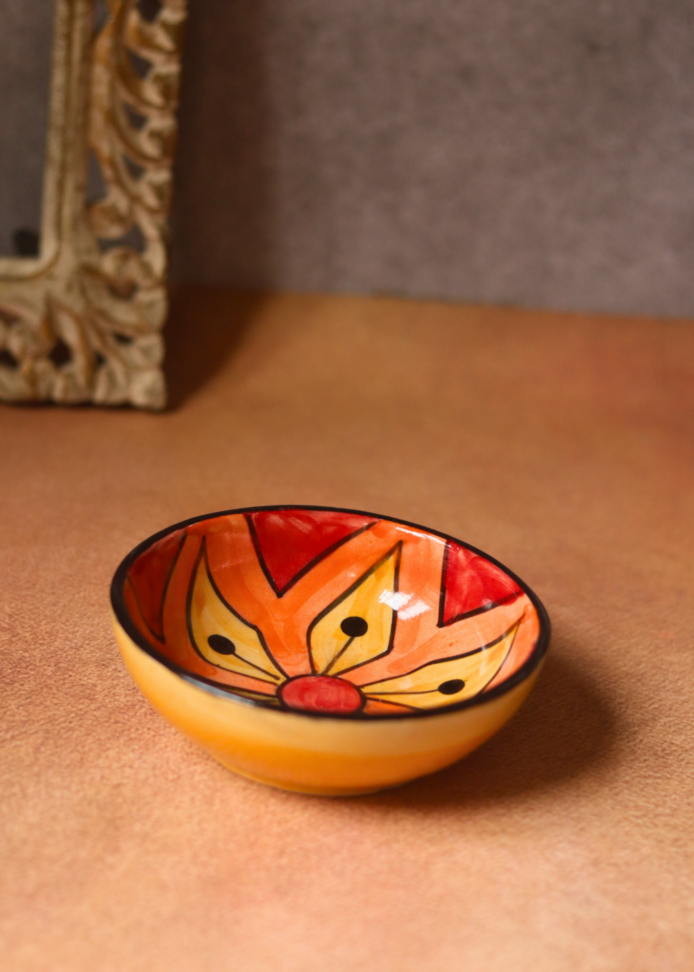 Serveware orange abstract nut bowls