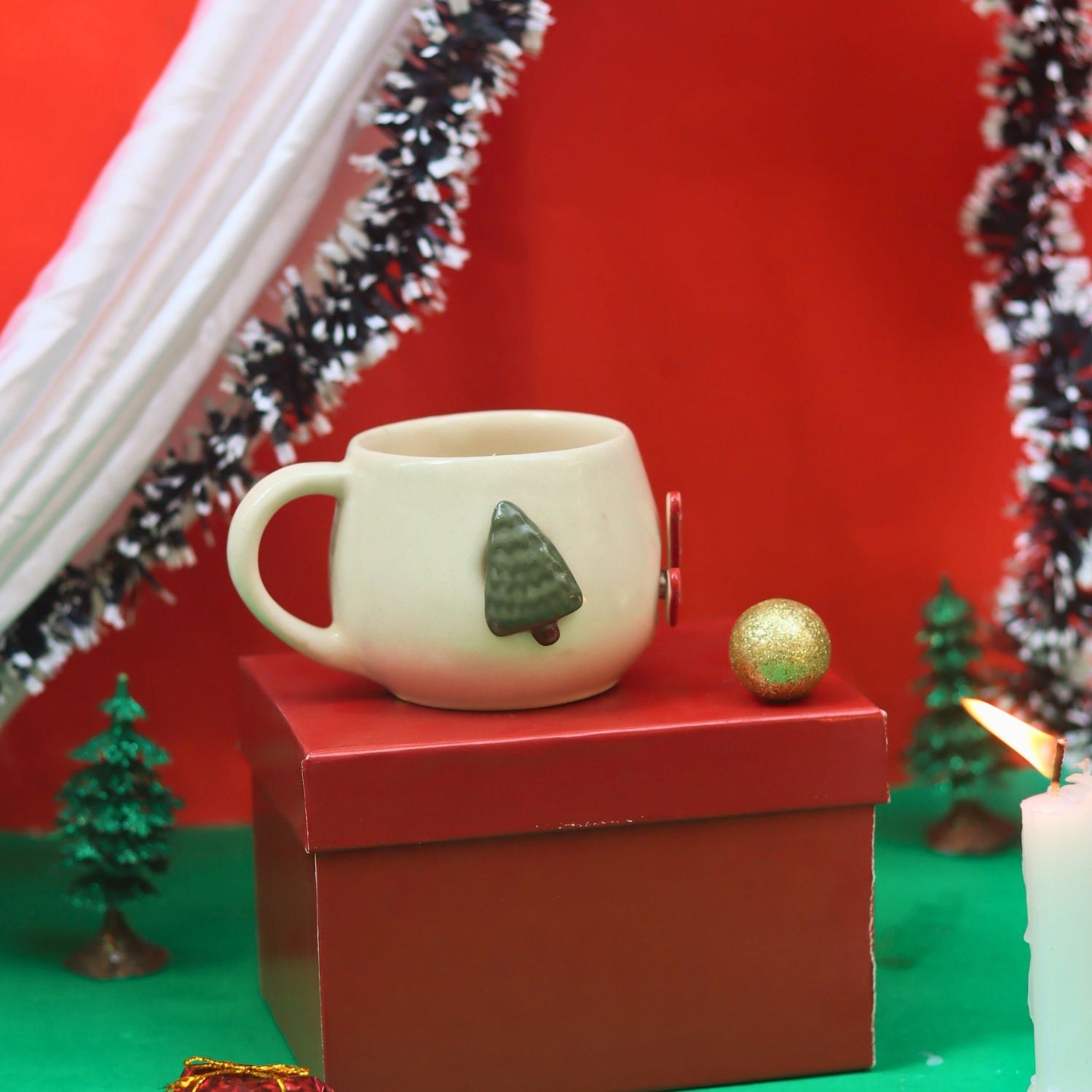 Santa's Magnet  Mug in a Gift Box made by ceramic