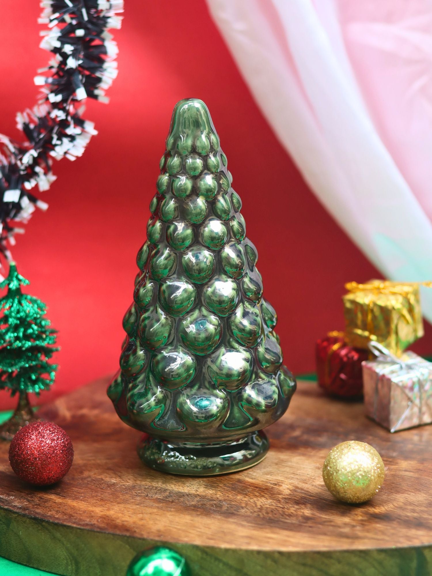 Pine Christmas Tree - Green made by ceramic