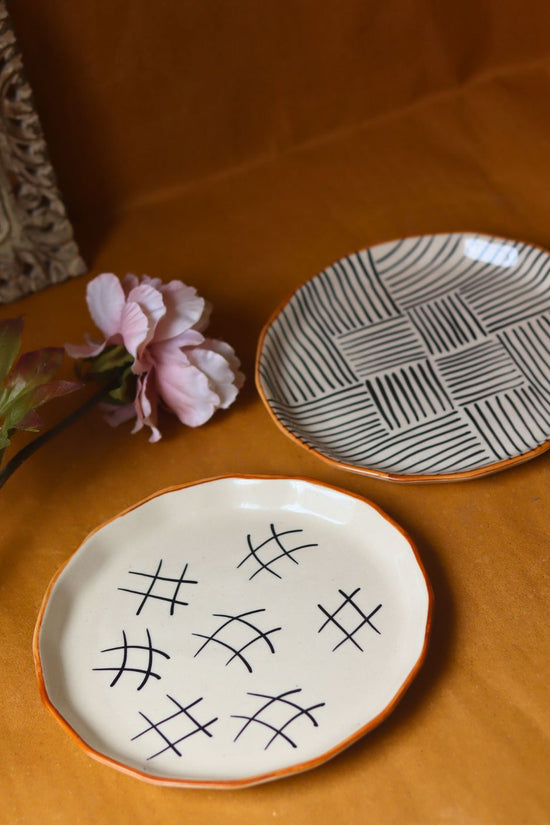 All lines & Tic Tac Toe Snack Plates