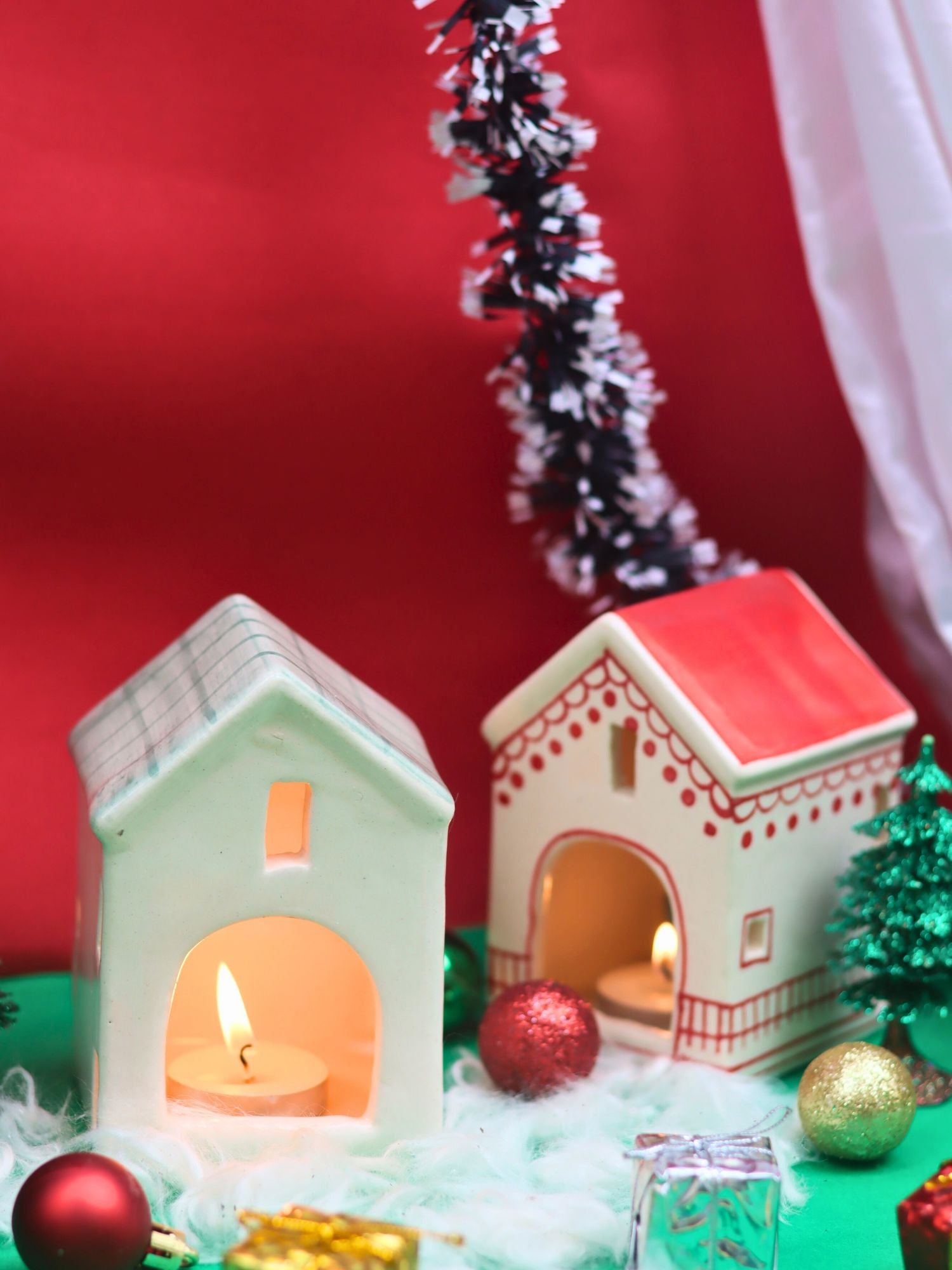 Set of 2 - Christmas Hut & Green House tea light holder