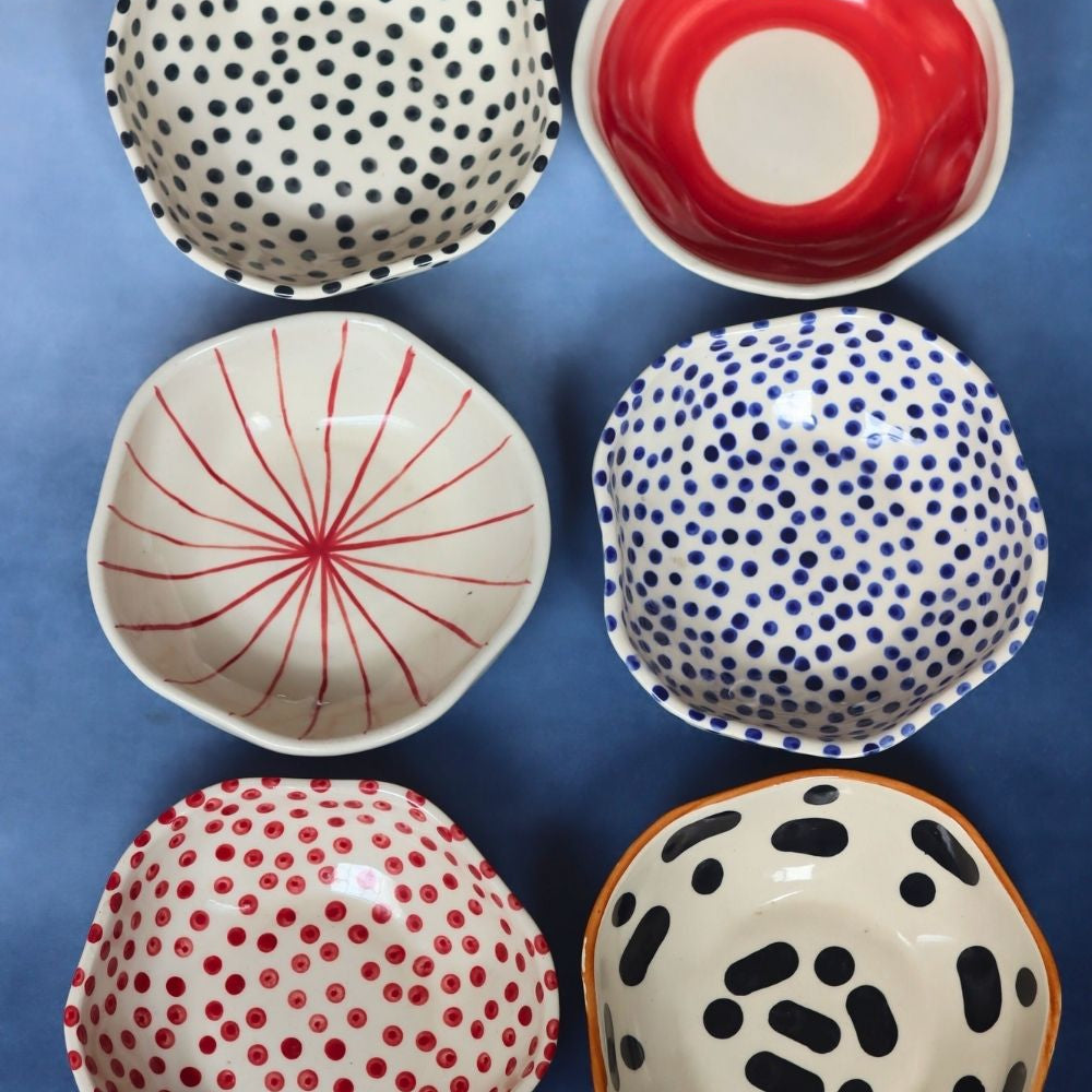 Set of 6 Handpainted Bowls (for the price of 5) made by ceramic